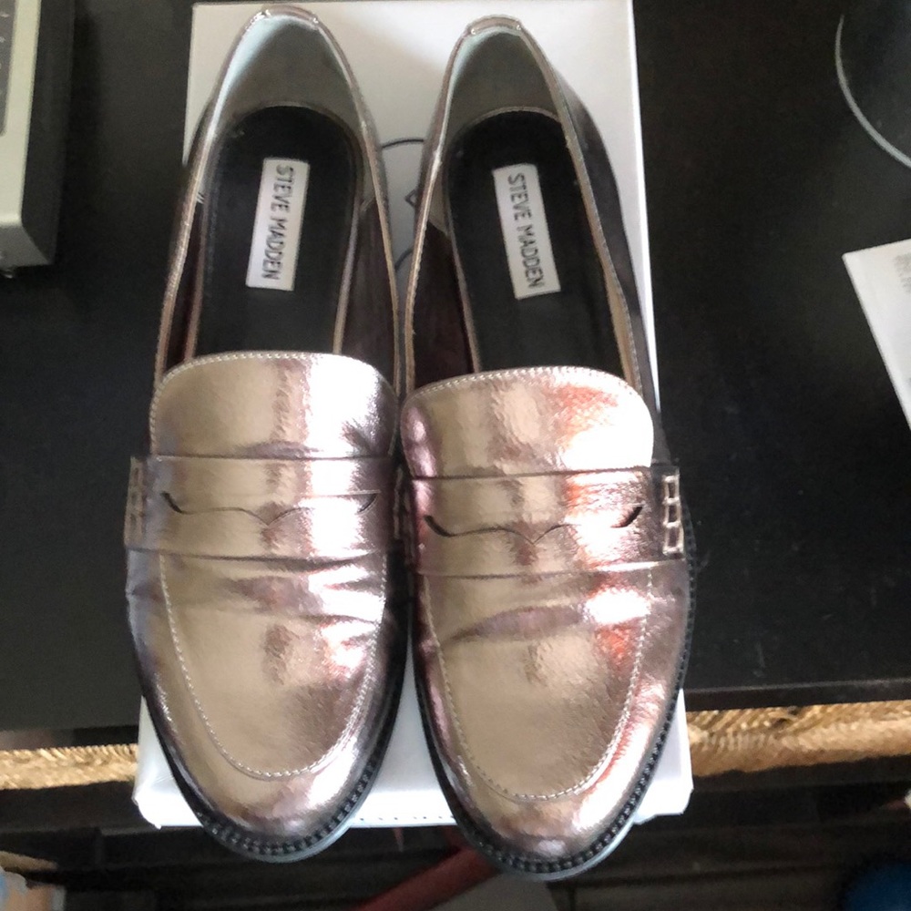 Steve Madden Loafers - Size 9
